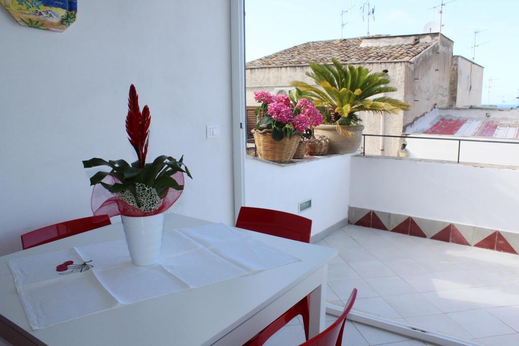 Terrazza In Palazzo Taormina Villa Castellammare del Golfo Eksteriør billede